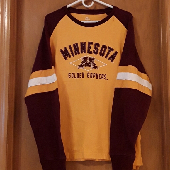 Minnesota Gophers Long Sleeve Top-Size XL (46-48) - Picture 2 of 8